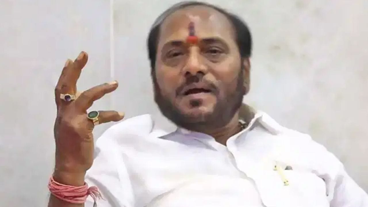भाजपमधून एकनाथ शिंदेंना संपवण्याचा विडा कोणी उचलला? शिंदे गट आक्रमक, रामदास कदमांचा थेट सवाल भाजपमधून एकनाथ शिंदेंना संपवण्याचा विडा कोणी उचलला? शिंदे गट आक्रमक, रामदास कदमांचा थेट सवाल