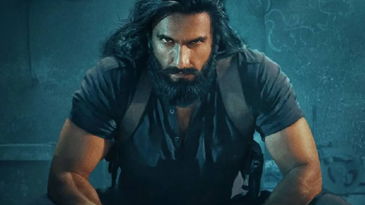 Dhurandhar : रणवीर सिंहने ‘धुरंधर’चं प्रमोशन का केलं नाही? 3000 कोटींच्या यशानंतर मार्केटिंग हेडने सांगितलं खरं कारण!