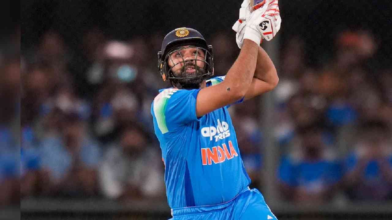 Rohit Sharma : मुंबई इंडियन्सच्या कॅप्टनशिपसाठी एकटा रोहित शर्माचं नाही अजून तीन प्लेयर सुद्धा दावेदार, त्यांचा परफॉर्मन्सही दमदार Rohit Sharma : मुंबई इंडियन्सच्या कॅप्टनशिपसाठी एकटा रोहित शर्माचं नाही अजून तीन प्लेयर सुद्धा दावेदार, त्यांचा परफॉर्मन्सही दमदार