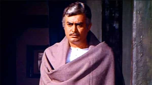 हिंदी चित्रपटसृष्टीत अनेक कलाकार त्यांच्या अभिनयाबरोबर स्वभावामुळेही ओळखले जातात. त्यातच एक असा अभिनेता होता जो इतक्या दिलदार मनाचा होता की, त्यानं मित्राला त्याकाळी 96 लाख रुपये दिले आणि दिलेले पैसे कधी परत मागितले देखील नाहीत.