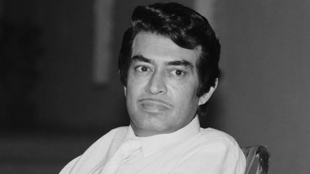 प्रसिद्ध अभिनेते संजीव कुमार यांना लग्न न करण्यामागे त्यांचं हृदयविकार हे मुख्य कारण होतं. सुलक्षणा यांना भेटण्यापूर्वीच त्यांना दोनदा हृदयविकाराचा झटका आला होता. त्यामुळे त्यांना भीती वाटत होती की ते कमी वयातच मरणार आणि पत्नीचं आयुष्य दुःखी होईल. म्हणूनच त्यांनी लग्न केलं नाही. संजीव कुमार यांचं 6 नोव्हेंबर 1985 रोजी वयाच्या अवघ्या 47 व्या वर्षी निधन झालं.