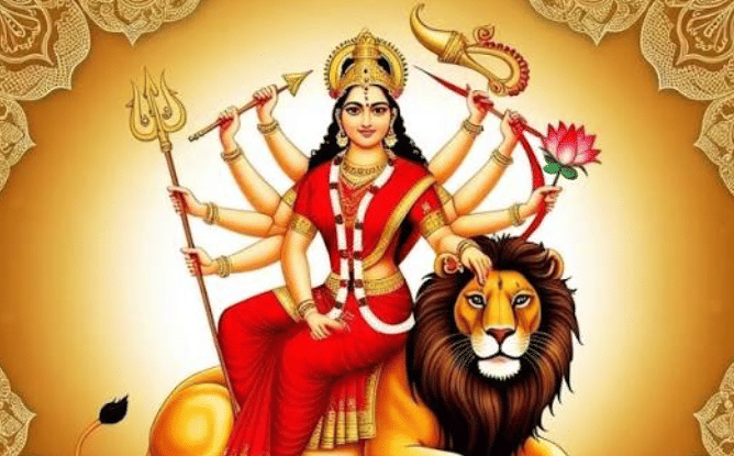पश्चिम बंगालमधील मुर्शिदाबाद जिल्ह्यातील रघुनाथगंज परिसरातील बहुरा गावात दुर्गापूजेची एक वैशिष्ट्यपूर्ण परंपरा आजही जपली जाते. येथील कोडाखाकी दुर्गापूजा सुमारे 600 वर्षांपासून सुरू असल्याचे सांगितले जाते. धार्मिक सलोखा आणि सांस्कृतिक एकतेचे दर्शन घडवणारी ही परंपरा आहे.