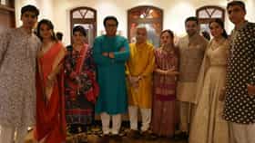 राज ठाकरे ते सलमान खान... शिवसेना नेत्या शायना एनसी यांच्या मुलीच्या साखरपुड्याचे खास फोटो पाहा..