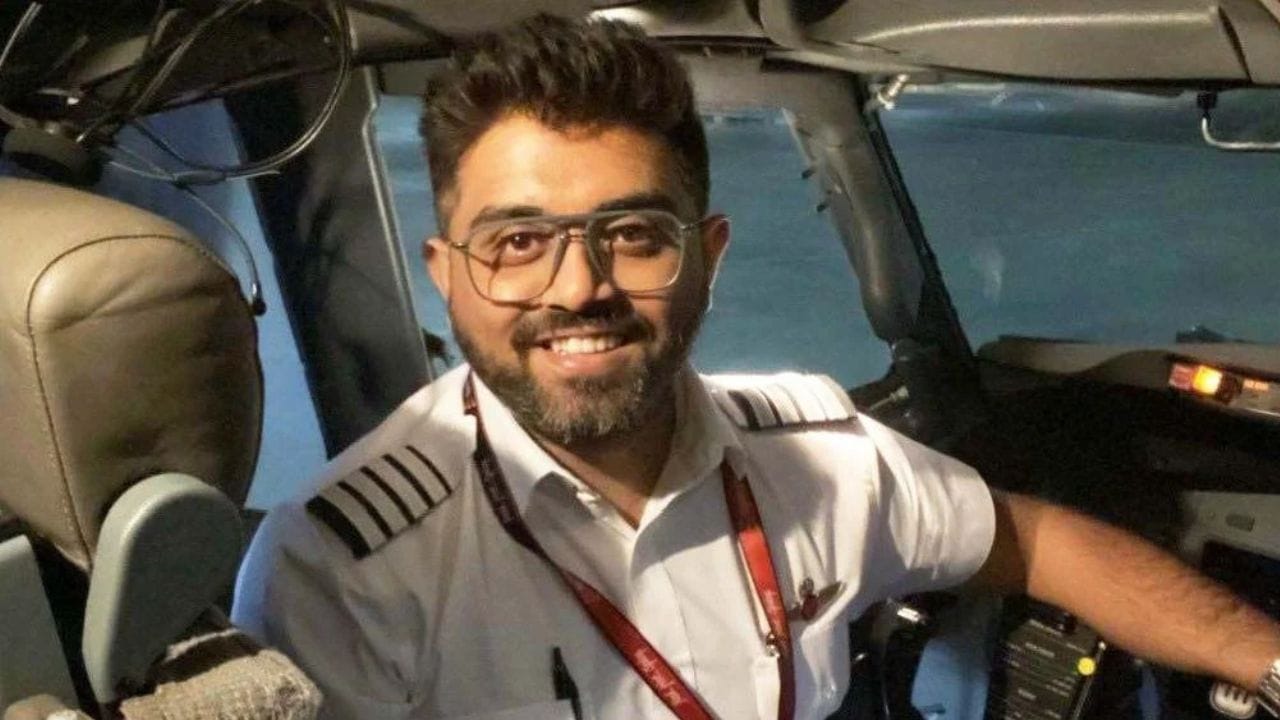 तो नमाजसाठी उठला.. भारतीय पायलट स्मित मच्छार यांचा थेट खुलासा, फ्लायदुबईच्या विमानात 4 मिनिटे.. तो नमाजसाठी उठला.. भारतीय पायलट स्मित मच्छार यांचा थेट खुलासा, फ्लायदुबईच्या विमानात 4 मिनिटे..