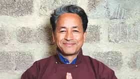 Sonam Wangchuk : 'त्यापेक्षा काही कमी मंजूर नाही',  ज्यांच्यामुळे देशातलं वातावरण बदललं त्या सोनम वांगचूक यांचा पुन्हा केंद्र सरकारला इशारा