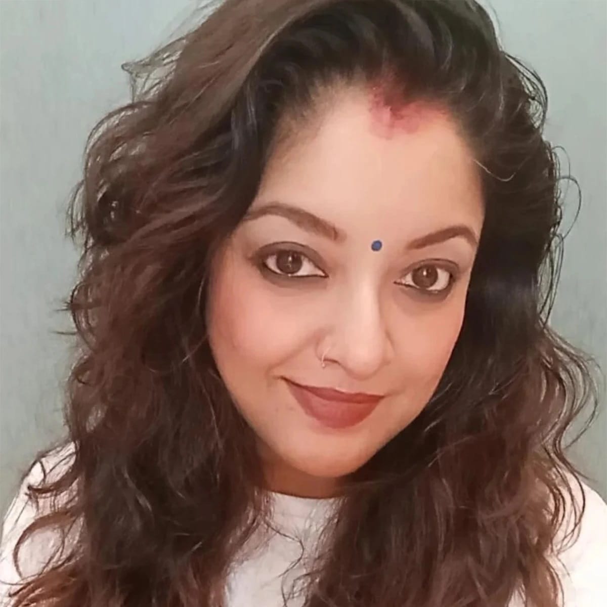 तनुश्री आणि नाना पाटेकर यांच्यातील वाद फार जुने आहे. आता नानांच्या निधनानंतर तनुश्री जे विधान करत आहे, त्यामुळे सर्वत्र खळबळ उडालेली आहे. अशात लोक तनुश्री हिच्याबद्दल सर्च करत आहेत आणि तिच्याबद्दल सर्वकाही जाणुन घेण्याचा प्रयत्न करत आहेत.