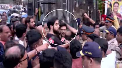 इतिहास घडला, अखेर तेजस ठाकरे मैदानात; आदित्य ठाकरेंसोबत ठिय्या.