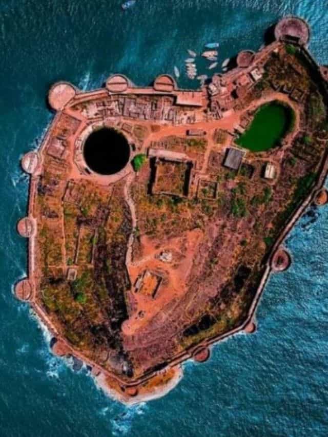Maharashtra Sea Fort : चारही बाजूंनी समुद्र तरी किल्ल्यात गोड्या पाण्याची तलाव ; मराठ्यांनाही जिंकता आला नाही हा किल्ला