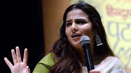 आता AI नेच मुलं जन्माला घाला..; विद्या बालन संतापली; कोणाला सुनावलं?.