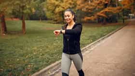 Weight Loss: रोज फक्त 30 मिनिटे चाला, वजन कमी करण्यासाठी फॉलो करा जपानचा 3-3-3 फॉर्म्युला