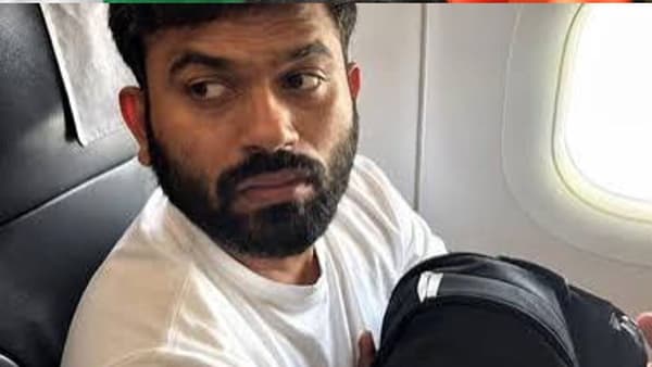निवडणूक आयोगाच्या मुख्य आयुक्त ज्ञानेश कुमार यांच्या विरोधात सीजेपी आंदोलनाचा नारा दिला होत. पंरतु जंतरमंतर जाऊन आंदोलन करण्याआधी दिल्ली पोलिसांनी सीजेपीच्या अभिजीत दिपके, आशुतोष रांका, सौरव दास यांना ताब्यात घेतलं. त्यांच्यासहित शेकडो सीजेपी कार्यकर्त्यांना ताब्यात घेण्यात आलं आहे.