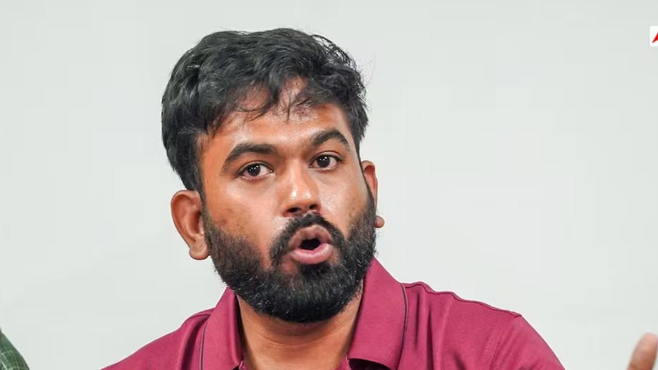Abhijeet Dipke : अभिजीत दिपकेंनी आंदोलन अचानक का थांबवलं? भीती, नवा डाव की आणखी वेगळं काय? Abhijeet Dipke : अभिजीत दिपकेंनी आंदोलन अचानक का थांबवलं? भीती, नवा डाव की आणखी वेगळं काय?