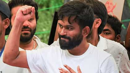 सचिन खरातांचा अभिजीत दिपकेंवर घणाघात; क्रूर औरंगजेबाची आवृत्ती म्हणत...
