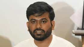 मुंबईतील आंदोलनानंतर अभिजित दिपकेंना पहिला मोठा झटका; ती चूक भोवणार? सीजेपीची टीम अडचणीत, मोठी बातमी समोर