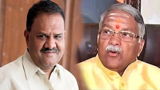 Chandrakant khaire : माझे फोन घेतले नाही, पदवीधरांचे कधी घेणार, चंद्रकांत खैरेंचा सतीश चव्हाणांवर घणाघात, अंबादास दानवे म्हणाले…
