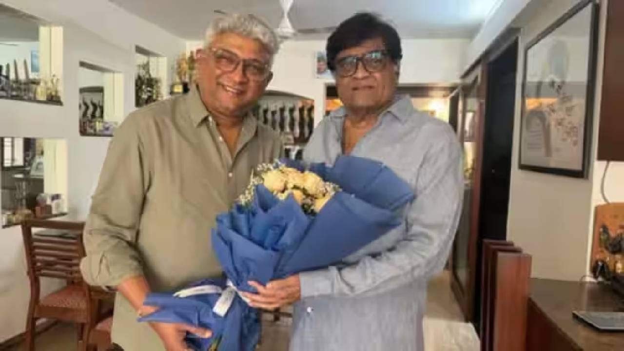 अशोक सराफ यांच्या घरातून एक गोष्ट नक्की शिकता येते, ती म्हणजे घर सुंदर दिसण्यासाठी भपकेबाज सजावटच आवश्यक नसते. योग्य रंगसंगती, आठवणी जपणाऱ्या वस्तू, साधं फर्निचर आणि स्वतःची खास ओळख सांगणारी नेमप्लेट यांमुळेही घर आकर्षक बनू शकतं.