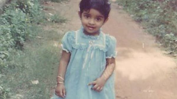 Guess Who : ओळखलंत का या चिमुरडीला? आमिर खानसोबत दिला 194 कोटींचा ब्लॉकबस्टर, कटरीना-दीपिकालाही दिली टक्कर; लग्नानंतर इंडस्ट्रीपासून दूर