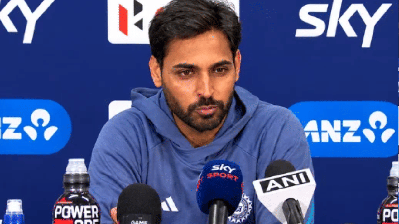 Bhuvneshwar Kumar: कमबॅक ठरला पूर्णपणे फेल, आता भुवनेश्वर कुमार म्हणाला, मी तर सध्या... Bhuvneshwar Kumar: कमबॅक ठरला पूर्णपणे फेल, आता भुवनेश्वर कुमार म्हणाला, मी तर सध्या...