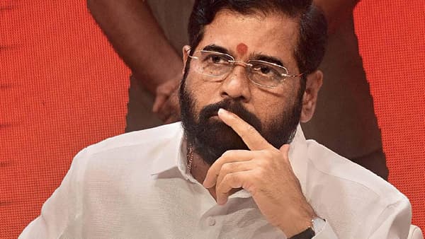 Gajanan Kirtikar : Shivsena : गजानन कीर्तिकर ठाकरेंच्या सेनेत घरवापसी करणार? स्वतःच केला मोठा खुलासा, म्हणाले…