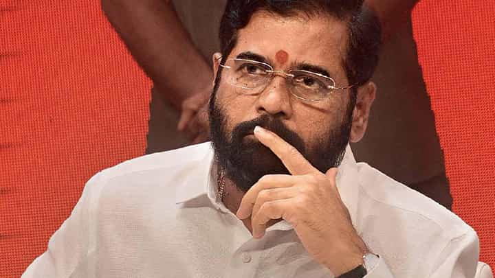 Gajanan Kirtikar : Shivsena : गजानन कीर्तिकर ठाकरेंच्या सेनेत घरवापसी करणार? स्वतःच केला मोठा खुलासा, म्हणाले... Gajanan Kirtikar : Shivsena : गजानन कीर्तिकर ठाकरेंच्या सेनेत घरवापसी करणार? स्वतःच केला मोठा खुलासा, म्हणाले...