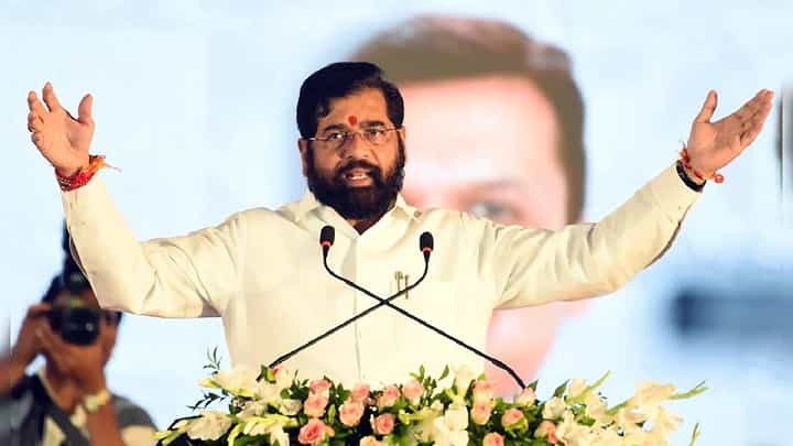 Shivsena : एकनाथ शिंदे पुन्हा मुख्यमंत्री होणार, जो आडवा येईल.....; त्या बड्या नेत्याचं मोठं विधान Shivsena : एकनाथ शिंदे पुन्हा मुख्यमंत्री होणार, जो आडवा येईल.....; त्या बड्या नेत्याचं मोठं विधान
