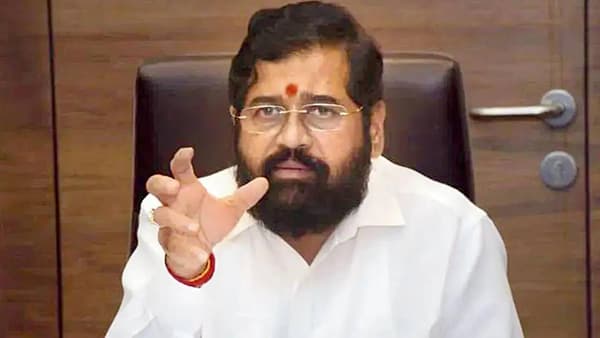 उद्धव ठाकरेंनी जे केलं तेच शिंदे... बडा नेता नाराज होताच एकनाथ शिंदे संतापले; थेट म्हणाले, विचार करावा लागेल...