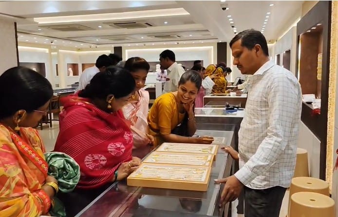 GJC च्या अंदाजानुसार नवीन फीने संपूर्ण इकोसिस्टीमवर सुमारे ₹400 कोटींचा अतिरिक्त आर्थिक ओझे पडू शकते. याशिवाय सुमारे  ₹80 कोटींचा GST प्रभाव देखील होऊ शकतो. 