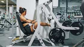 Women Health: महिलांनी जीममध्ये जाणं खरंच गरजेचं आहे? जाणून घ्या काय होतील फायदे