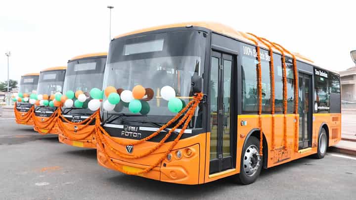 Ichalkaranji Bus : इचलकरंजीत कमी दरात PME बस सेवा सुरु; नागरिकांना मोठा दिलासा Ichalkaranji Bus : इचलकरंजीत कमी दरात PME बस सेवा सुरु; नागरिकांना मोठा दिलासा