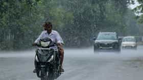 IMD Rain Alert : पावसाचा सर्वात मोठा अलर्ट, पुढचे 3 दिवस अतिशय महत्त्वाचे, या भागात पाऊस बरसणार!