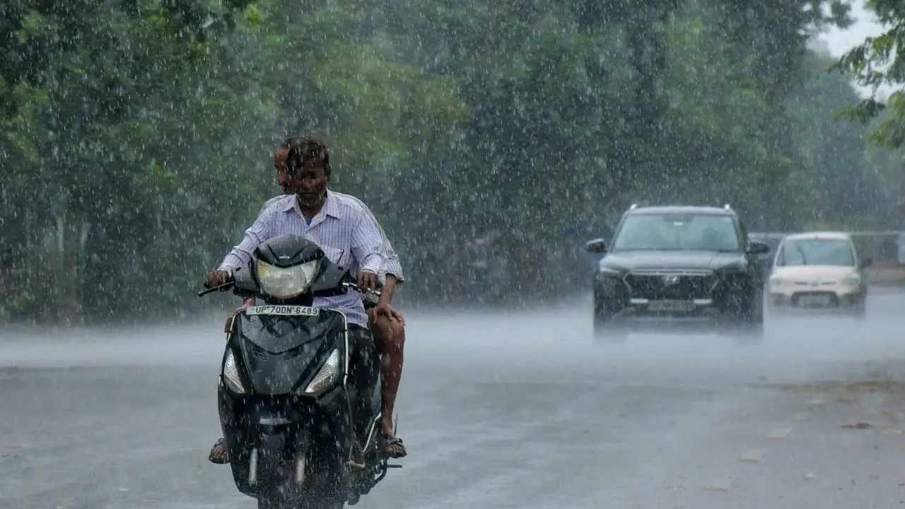 IMD Rain Alert : पावसाचा सर्वात मोठा अलर्ट, पुढचे 3 दिवस अतिशय महत्त्वाचे, या भागात पाऊस बरसणार! IMD Rain Alert : पावसाचा सर्वात मोठा अलर्ट, पुढचे 3 दिवस अतिशय महत्त्वाचे, या भागात पाऊस बरसणार!