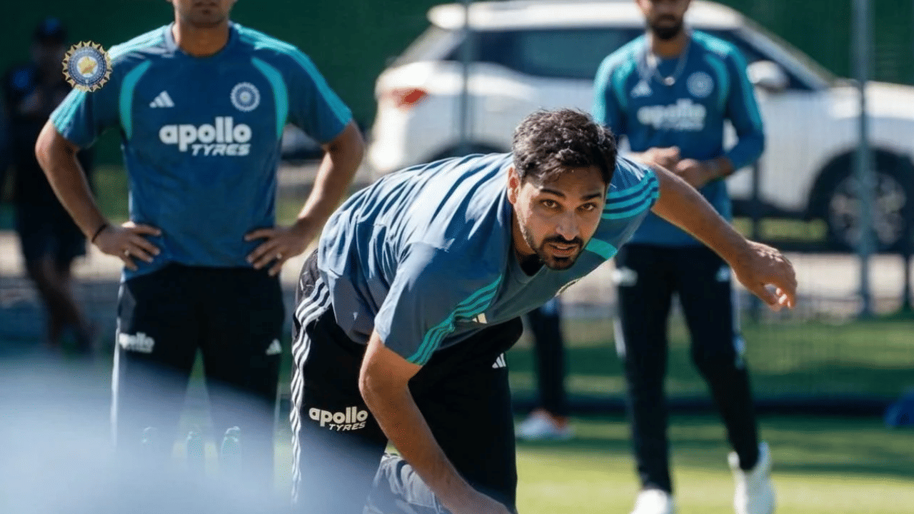 IND vs NZ 1st T20 मॅचमध्ये भुवनेश्वर कुमारला संधी मिळाली की नाही? पाहा Playing XI IND vs NZ 1st T20 मॅचमध्ये भुवनेश्वर कुमारला संधी मिळाली की नाही? पाहा Playing XI