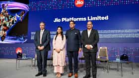 Jio IPO : जिओच्या आयपीओला अवघ्या 100 मिनिटांत तुफान प्रतिसाद; गुंतवणूकदारांनी काय लक्षात ठेवावं?