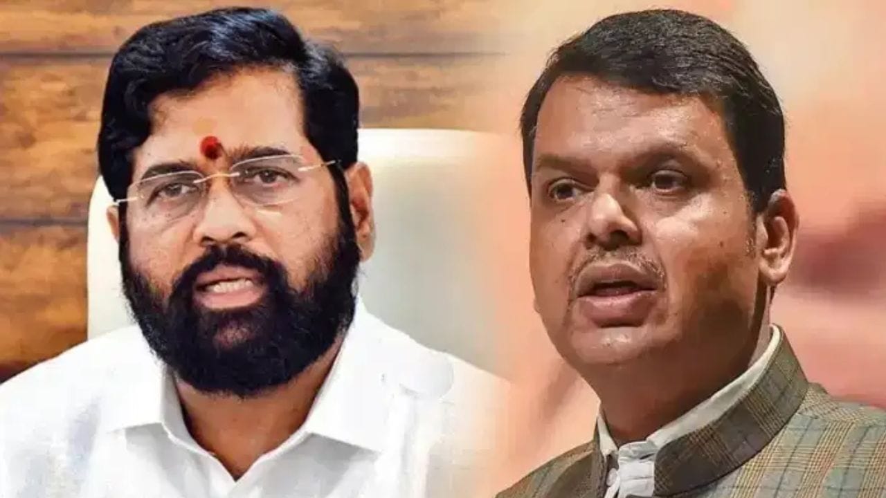 मोठी बातमी! विधान परिषद निवडणुकीसाठी अखेर महायुतीचा फॉर्म्युला ठरला, शिवसेनेला मोठा झटका, कोणाच्या वाट्याला कोणती जागा? मोठी बातमी! विधान परिषद निवडणुकीसाठी अखेर महायुतीचा फॉर्म्युला ठरला, शिवसेनेला मोठा झटका, कोणाच्या वाट्याला कोणती जागा?