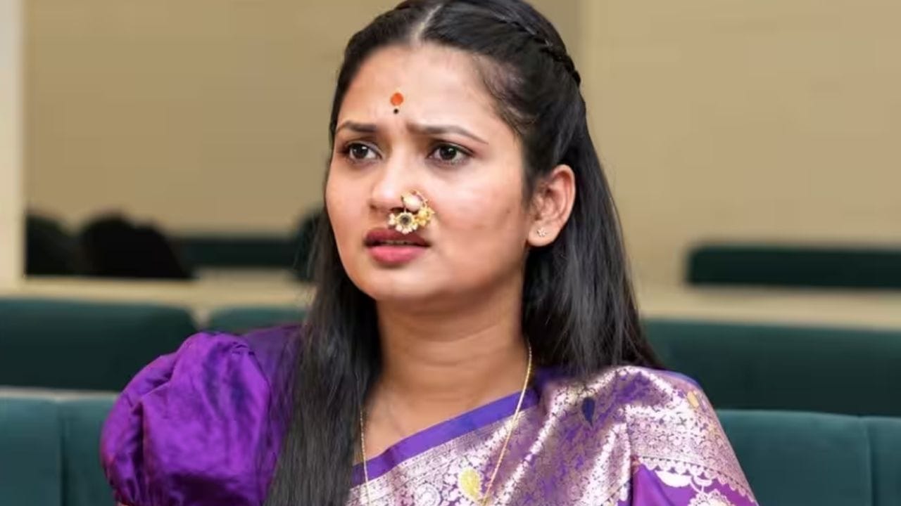 Gautami Patil : माझ्या जवळच्या माणसांनी...'त्या' व्हायरल व्हिडिओवर गौतमी पाटीलची प्रतिक्रिया; सांगितला धक्कादायक अनुभव Gautami Patil : माझ्या जवळच्या माणसांनी...'त्या' व्हायरल व्हिडिओवर गौतमी पाटीलची प्रतिक्रिया; सांगितला धक्कादायक अनुभव
