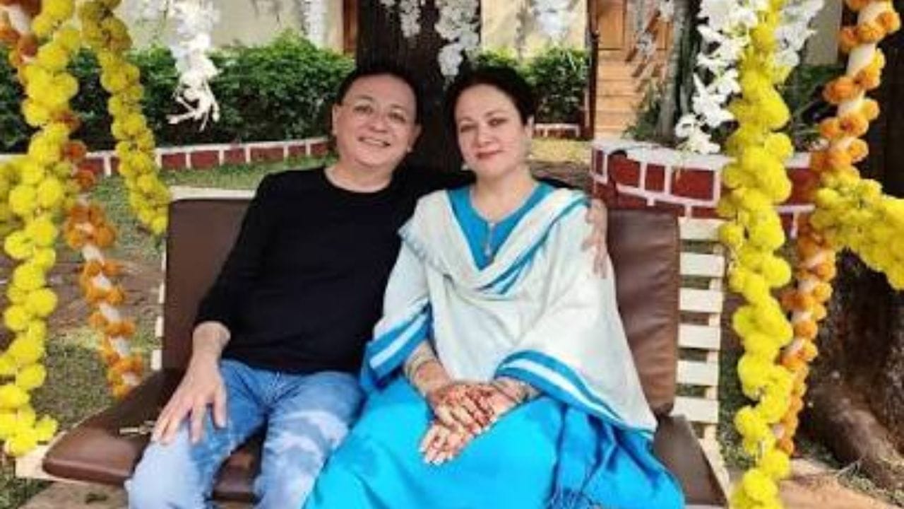 मंदाकिनी यांनी राम तेरी गंगा मैली या सिनेमा व्यतिरिक्त डांस डांस, कमांडो, जीते है शान से, लोहा, प्यार करके देखो, नाइंसाफी यासारख्या सिनेमातही काम केले आहे