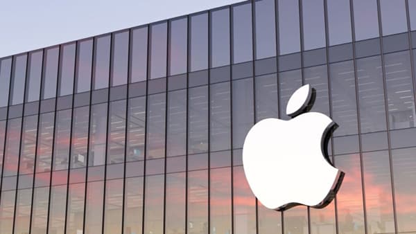 Apple ने 13 ऑक्टोबर 2026 ला न्यूयॉर्कमध्ये 'Wecome Home नावाचा खास कार्यक्रम आयोजित केला आहे. ज्यामध्ये रोजच्या कामात लागणार्या वस्तूंचे प्रदर्शन (smart Hub ) भरणार आहे.पण याच वस्तूंना Apple स्मार्ट आणि आपल्याला Ai चा टच देणार आहे. लवकरच त्या वस्तू भारतात देखील उपलब्ध होणार आहेत.