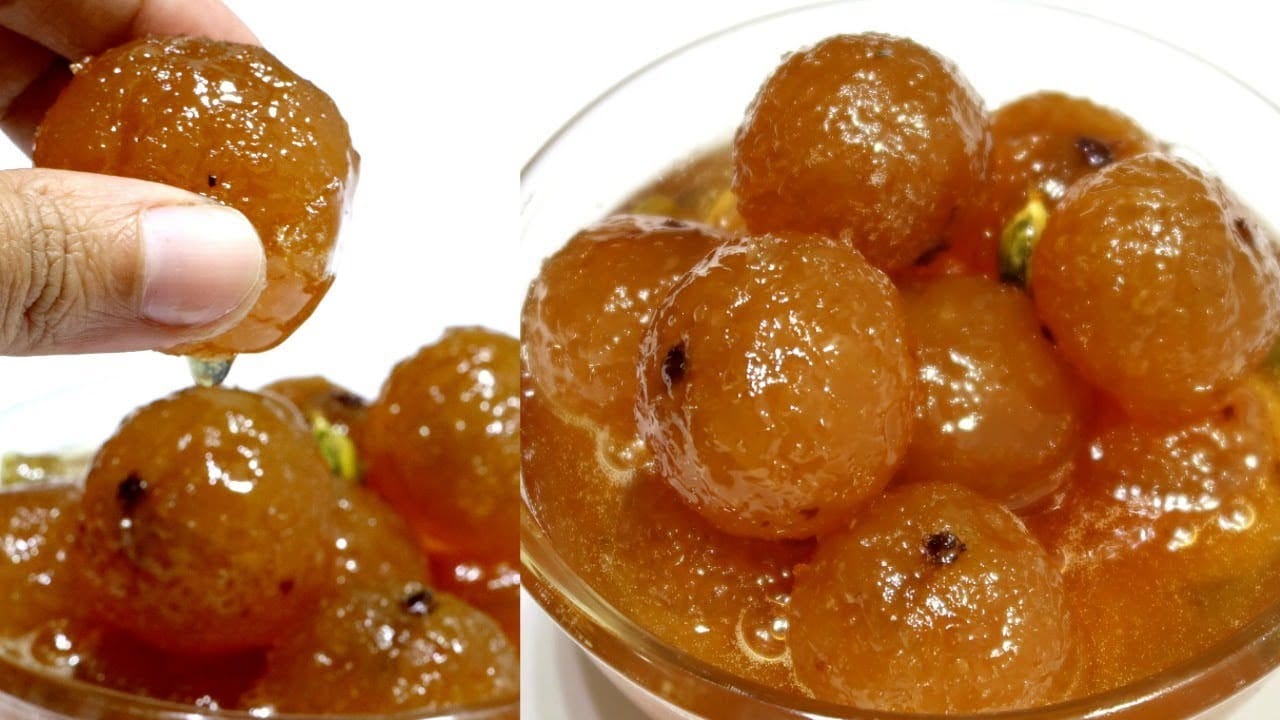 जेव्हा तुम्ही त्याला बोटांनी स्पर्श कराल, तेव्हा तो फिकट धाग्याऐवजी गडद धागा असावा. तरच मुरब्बा बुरशी न लागता जास्त काळ टिकेल. योग्य घट्टपणा आल्यावर, गॅस बंद करा आणि वाटी बाजूला ठेवून ते पूर्णपणे थंड होऊ द्या. थंड झाल्यावर, या मुरब्याचा घट्टपणा शुद्ध मधासारखा असेल. ओलावा-मुक्त काचेच्या बाटलीत ठेवल्यास, तो सामान्य तापमानात ६ महिने आणि फ्रिजमध्ये ठेवल्यास वर्षभर ताजा राहील. दररोज सकाळी एक तुकडा खाल्ल्याने तुमचे केस केवळ दाटच वाढणार नाहीत, तर तुमची त्वचाही चमकदार होईल!  