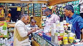 आता प्रत्येक औषध होणार पास, नापास, सरकारची मशीन सगळं सांगणार; बनावट औषध आढळल्यास...मोठा निर्णय!