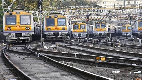 बस्त्यापासून लग्नापर्यंत... उद्या घराबाहेर पडताना थोडं सबूर; मेगाब्लॉक कुठे कुठे? जाणून घ्या
