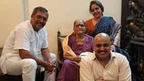 चित्रपट नव्हे तर या गोष्टीतून नानांना मिळायचं समाधान; लेक मल्हार पाटेकरचा खुलासा