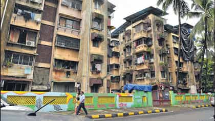 नवी मुंबईतील इमारतींचा पुनर्विकासाचा मार्ग मोकळा, यूआरएसवरील बंदीचा....
