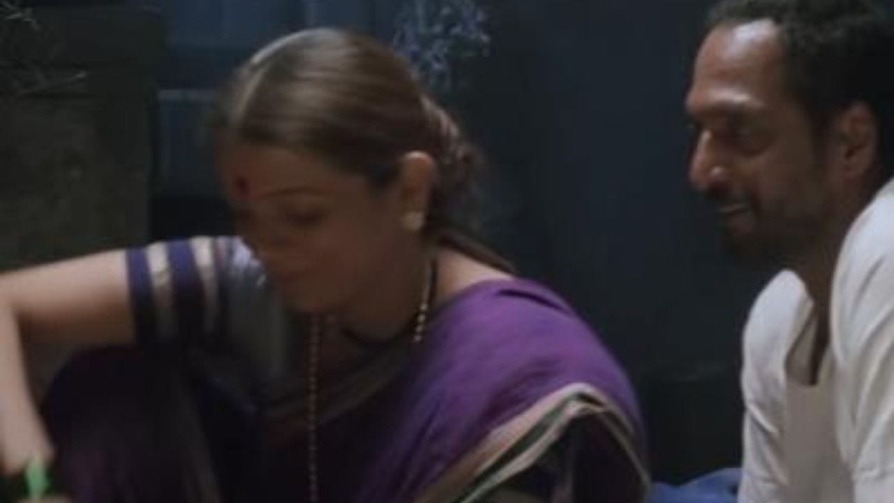 चित्रपटात चिखलू आणि भूत्याची अनोखी मैत्री पाहायला मिळाली होती. गावातील लोक ज्या भूत्याला घाबरत असतात, त्याच्या आयुष्यातील वेगळीच कहाणी या चित्रपटातून उलगडली होती. मैत्री, भावना आणि मानवी स्वभाव यांची सुंदर गुंफण या सिनेमात पाहायला मिळाली.