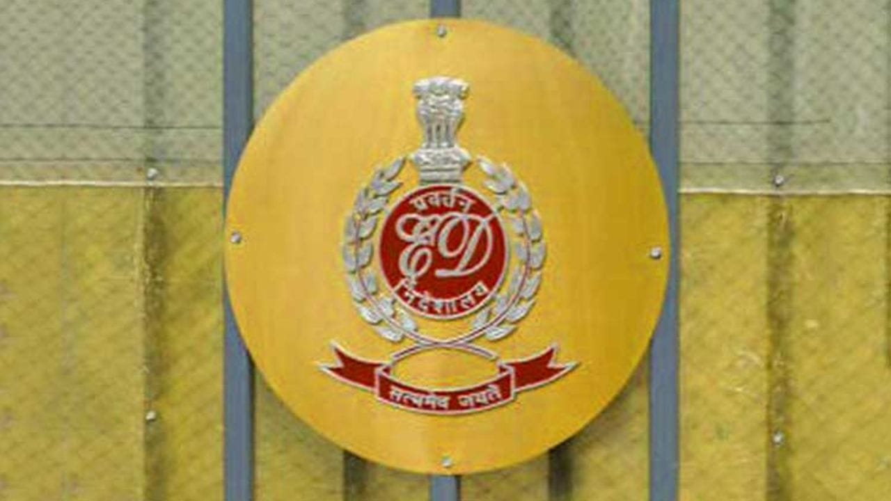 पॅनकार्ड क्लब्स, पॅनोरॅमिक युनिव्हर्सल, उपकंपन्या आणि कुटुंबीयांच्या नावावर या मालमत्ता होत्या अशी माहिती उघडकीस आली आहे.