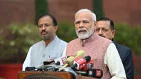 PM Modi Documentry : मोदी-अदानींवरील डॉक्युमेंटरी व्हायरल; साबिर भाटिया यांच्यासह 29 X अकाउंटधारकांना थेट...