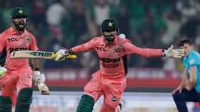 PAK vs ENG: पाक 20 धावांनी हरला, पण नंतर एक निर्णय अन् थेट इंग्लंडकडून जिंकलेला सामना हिसकावून घेतला