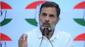 काय आहे फॉर्म 6? न्यायालयाच्या टिपणीमुळे ज्ञानेश कुमार यांच्या अडचणी वाढणार? राहुल गांधींनी काय केले आरोप? वाचा