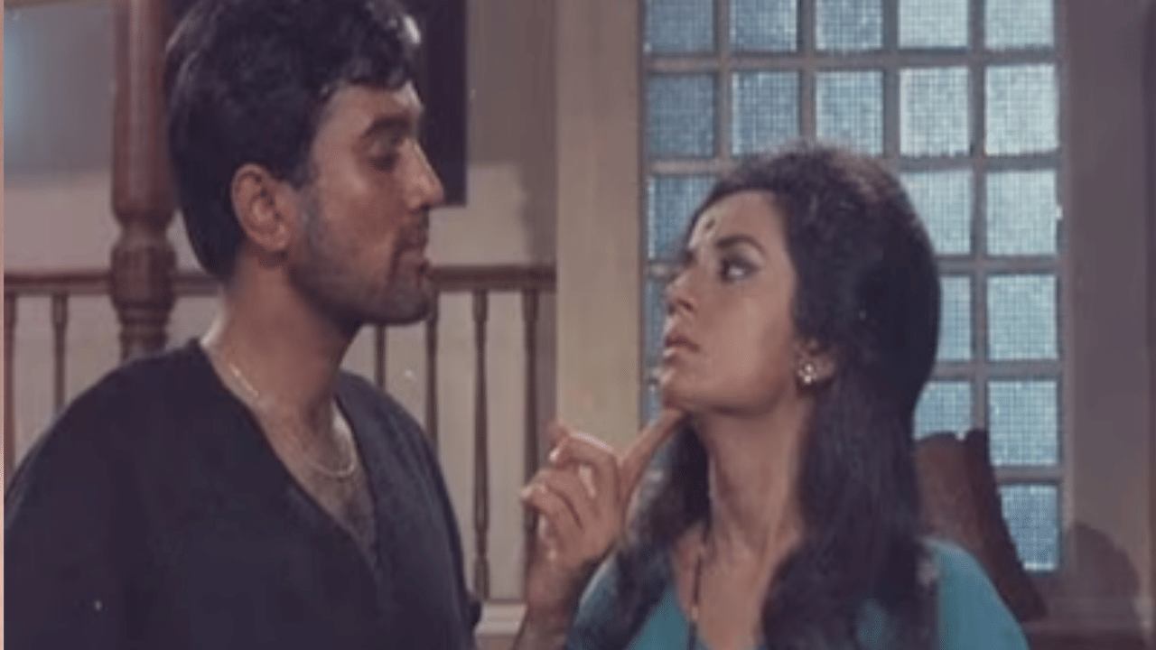 या चित्रपटात राजेश खन्ना आणि नंदा यांनी प्रमुख भूमिका साकारल्या होत्या. त्यांच्यासोबत बिंदू, सुजीत कुमार, मदन पुरी आणि इफ्तेखार यांच्याही महत्त्वाच्या भूमिका होत्या.
