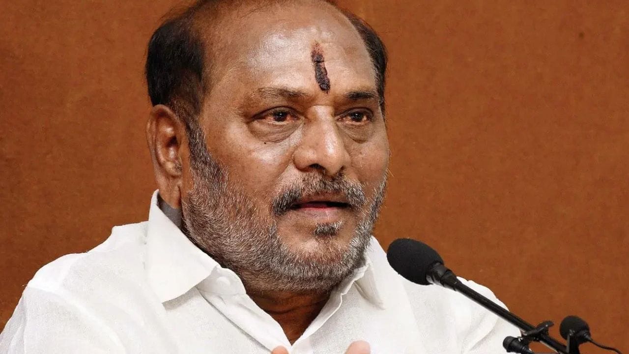 Ramdas Kadam : एकनाथ शिंदेंसाठी रामदास कदम यांनी संपूर्ण भाजपला अंगावर घेतलं, आता... Ramdas Kadam : एकनाथ शिंदेंसाठी रामदास कदम यांनी संपूर्ण भाजपला अंगावर घेतलं, आता...