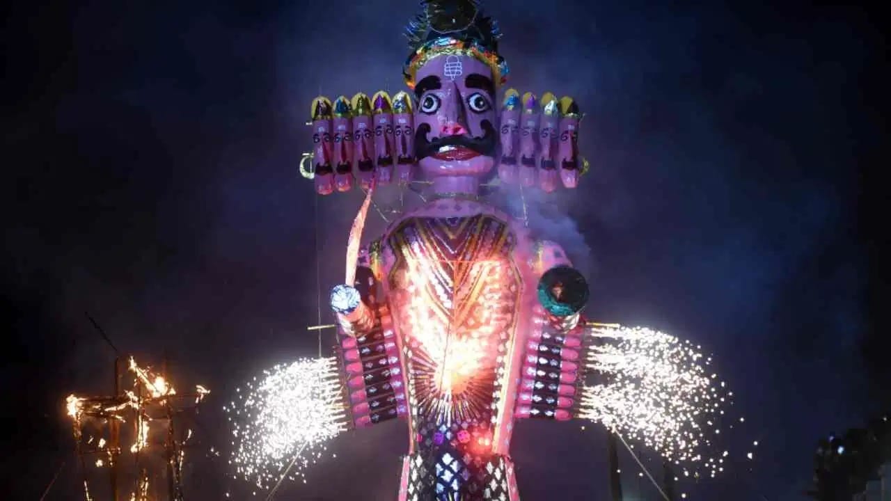 Dasara 2026: यंदा रावण दहन किती वाजता? मुंबई, पुण्यासह पाहा शहरानुसार पूजा मुहूर्त आणि पंचांग! Dasara 2026: यंदा रावण दहन किती वाजता? मुंबई, पुण्यासह पाहा शहरानुसार पूजा मुहूर्त आणि पंचांग!